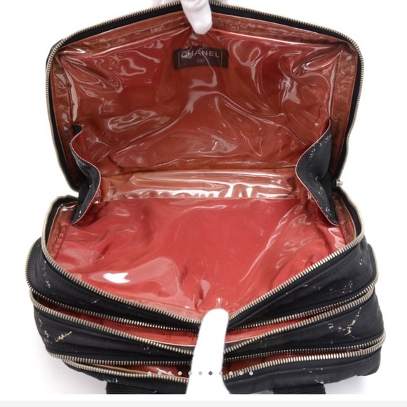 CHANEL TRAVEL BAGUETTE!!!! - Picture 2 of 6